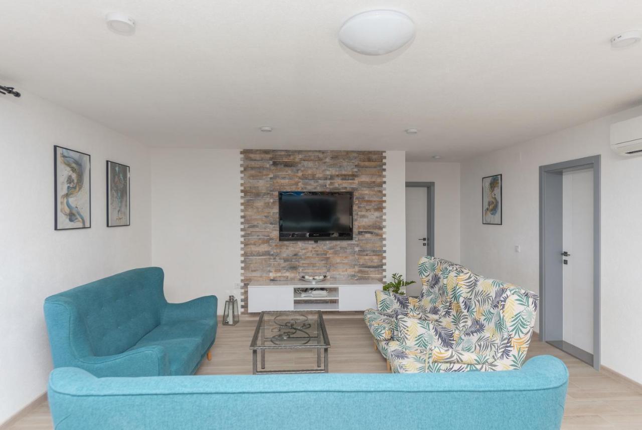 App Anna Apartment Makarska Exterior photo