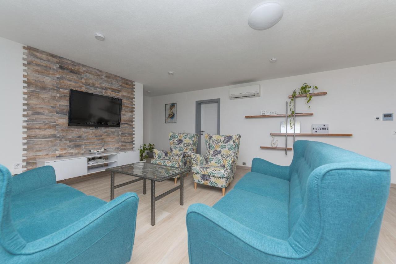 App Anna Apartment Makarska Exterior photo