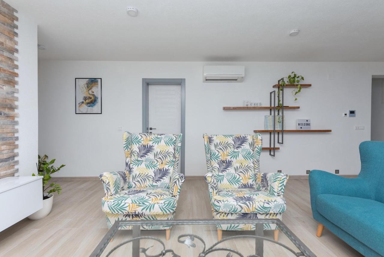 App Anna Apartment Makarska Exterior photo